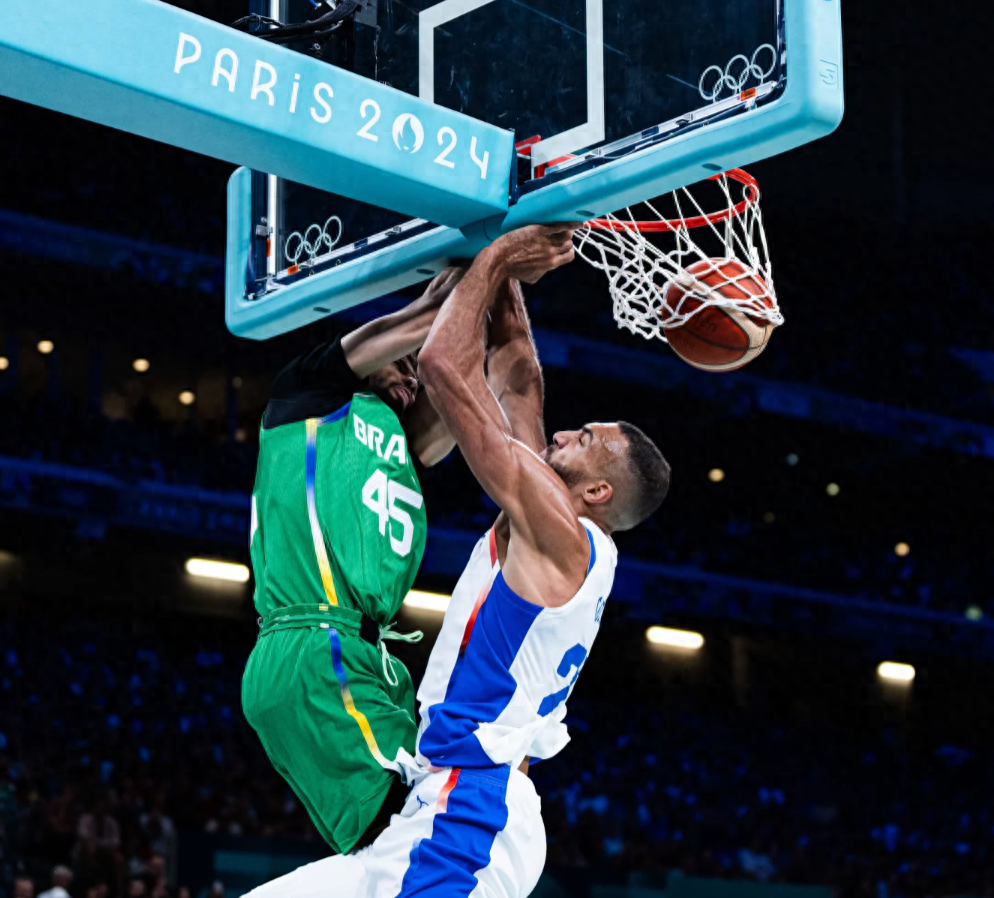 华体会app-立陶宛男篮绝地反击美国男篮，加里纳利打破历史纪录的简单介绍