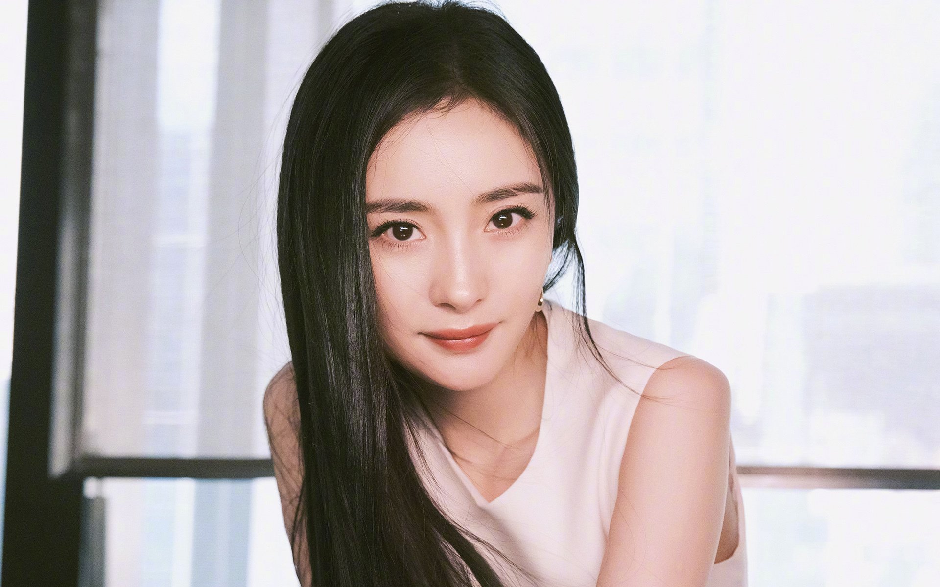 沉默淬火的铁匠，伦纳德如何用沉默锻造救赎，让沸腾的航母击穿费城坚冰？