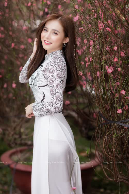 华体会官网-蓝衣军团的复仇之夜，当塔雷米的光芒照亮了意大利的阴影